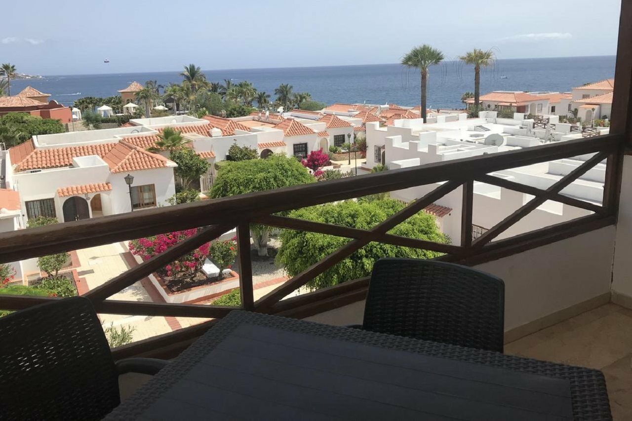 Aparthotel Club El Beril à Costa Adeje  Extérieur photo